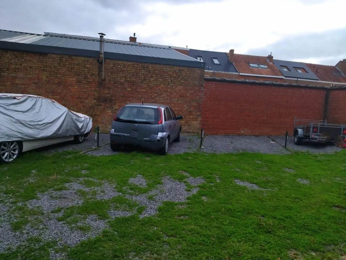 Family Home In Bruggy Apartmán