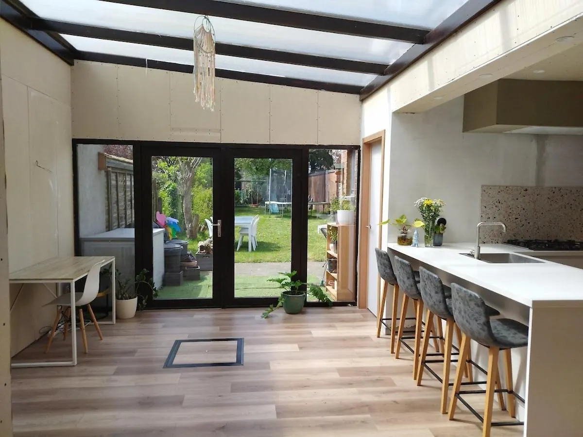 Family Home In Bruggy 0*,  Belgie